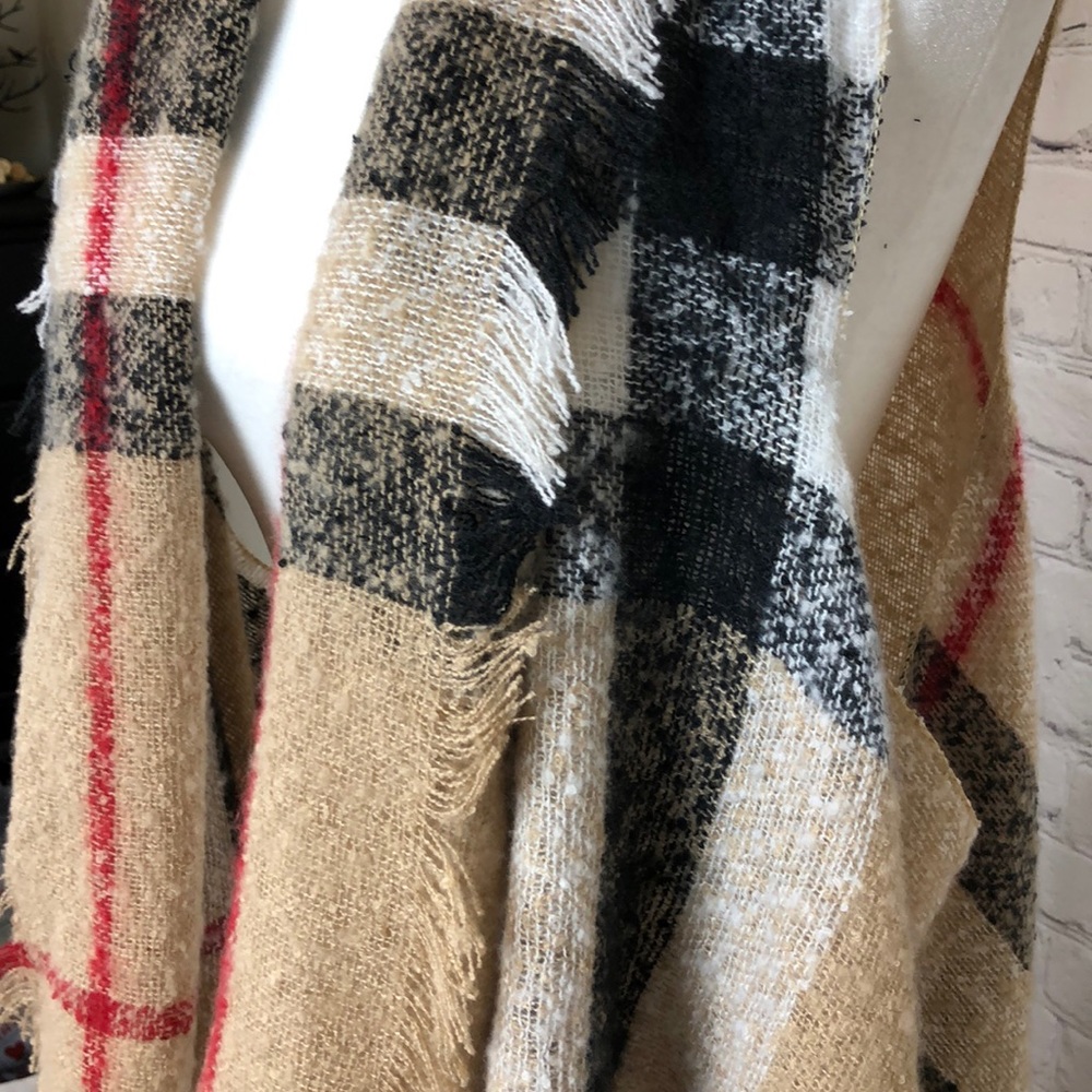 O diva Odiva Plaid Open Weave Vest Beige/BLK/Red - Picture 6 of 8
